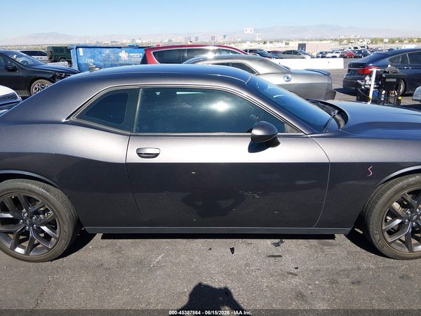 2022 DODGE CHALLENGER SXT