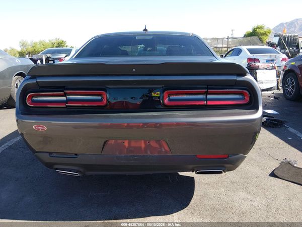 2022 DODGE CHALLENGER SXT