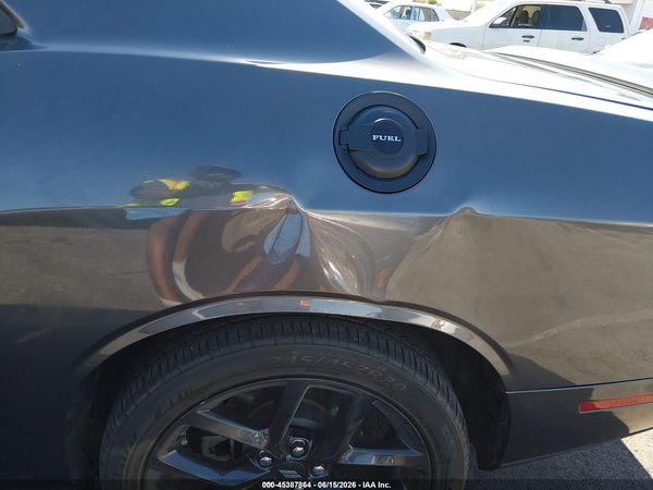 2022 DODGE CHALLENGER SXT