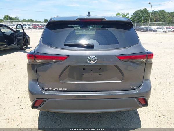 2023 TOYOTA HIGHLANDER XLE