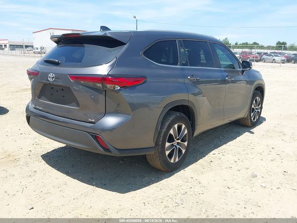 2023 TOYOTA HIGHLANDER XLE