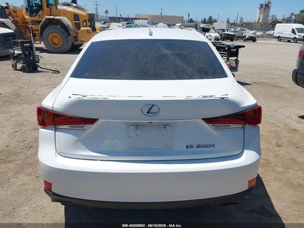 2017 LEXUS IS 200T