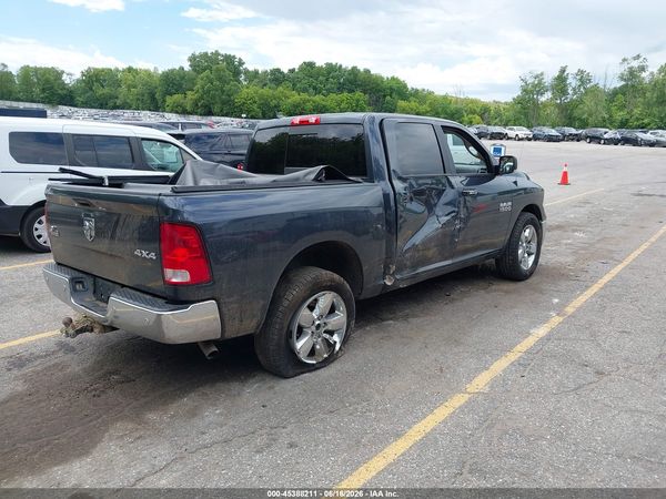 2017 RAM 1500 BIG HORN  4X4 5'7 BOX