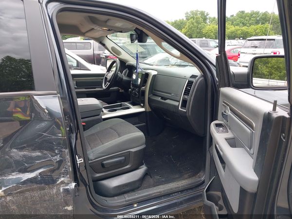 2017 RAM 1500 BIG HORN  4X4 5'7 BOX