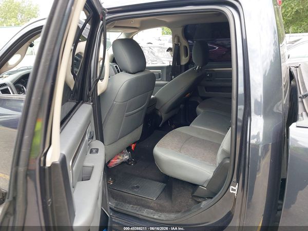 2017 RAM 1500 BIG HORN  4X4 5'7 BOX
