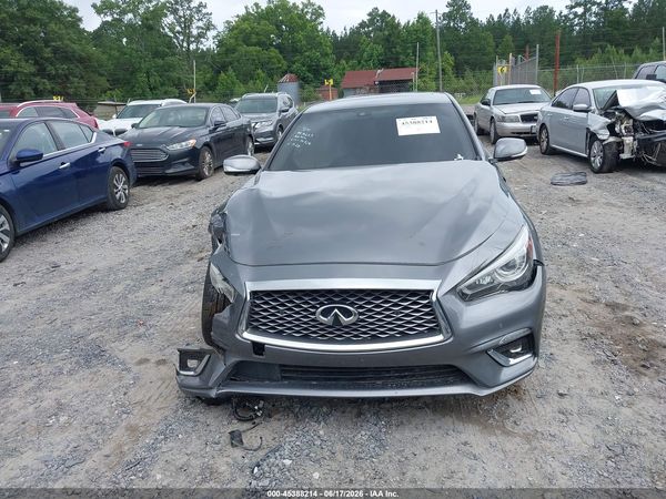 2021 INFINITI Q50 LUXE