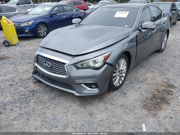 2021 INFINITI Q50 LUXE