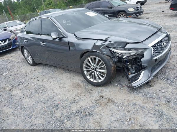 2021 INFINITI Q50 LUXE