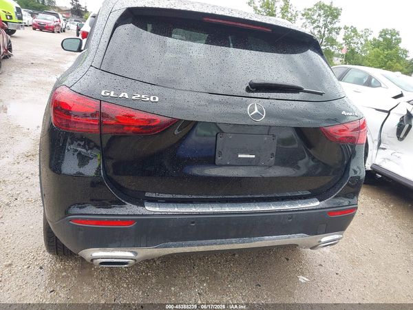 2025 MERCEDES-BENZ GLA 250 4MATIC