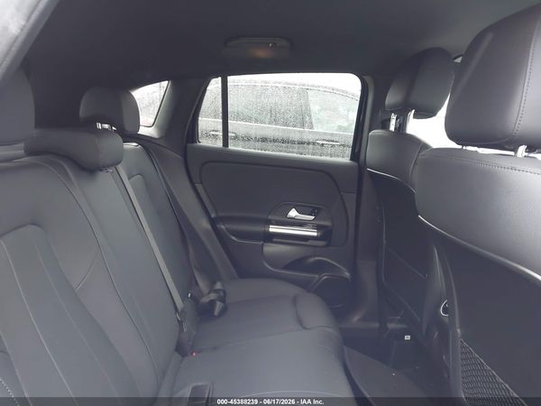 2025 MERCEDES-BENZ GLA 250 4MATIC