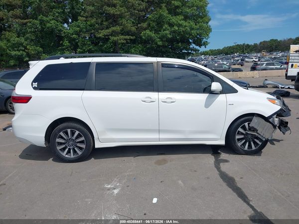 2018 TOYOTA SIENNA LE 7 PASSENGER — I116