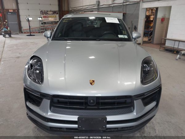 2024 PORSCHE MACAN T