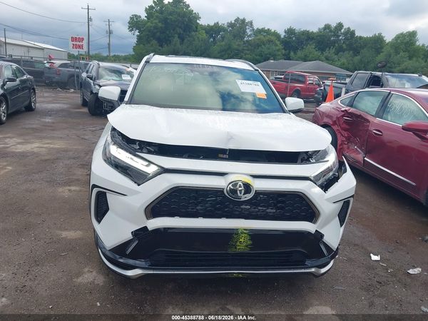 2025 TOYOTA RAV4 PLUG-IN HYBRID SE