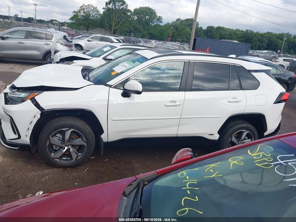 2025 TOYOTA RAV4 PLUG-IN HYBRID SE