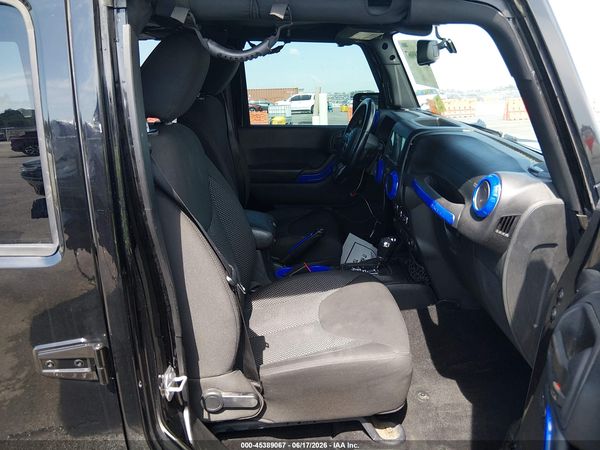 2016 JEEP WRANGLER UNLIMITED BLACK BEAR