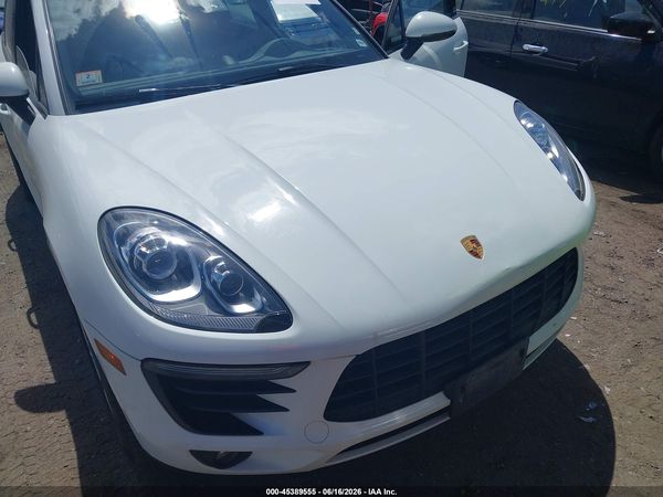 2017 PORSCHE MACAN