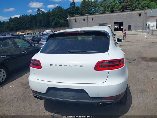 2017 PORSCHE MACAN