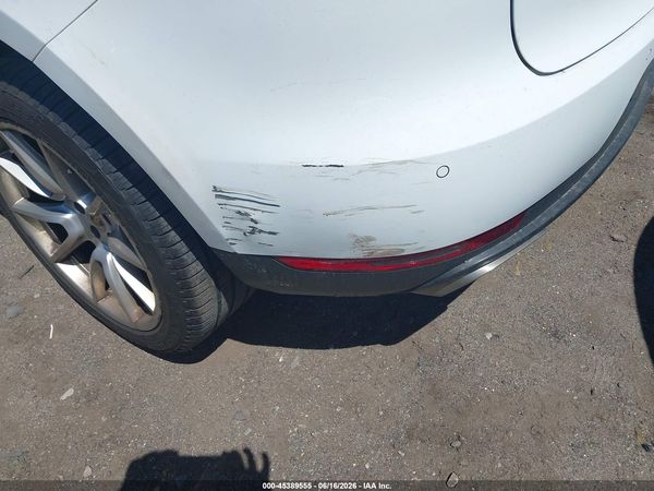 2017 PORSCHE MACAN