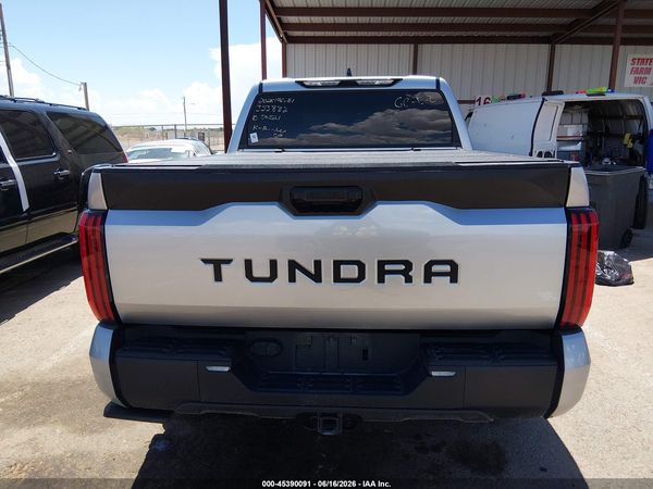 2025 TOYOTA TUNDRA SR5