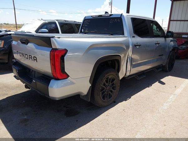 2025 TOYOTA TUNDRA SR5