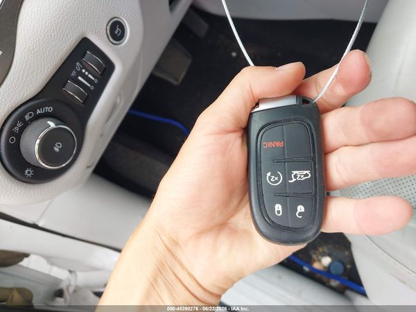 2021 JEEP CHEROKEE LATITUDE LUX 4X4