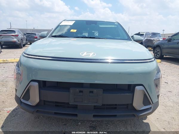 2025 HYUNDAI KONA SE