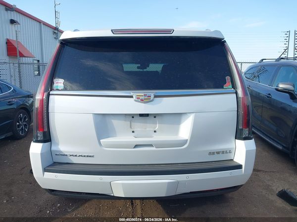2019 CADILLAC ESCALADE LUXURY