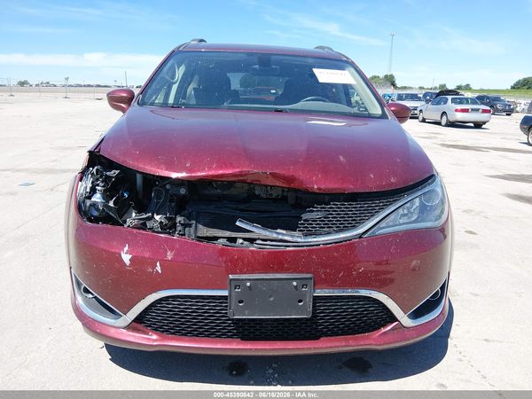 2018 CHRYSLER PACIFICA TOURING L — I6