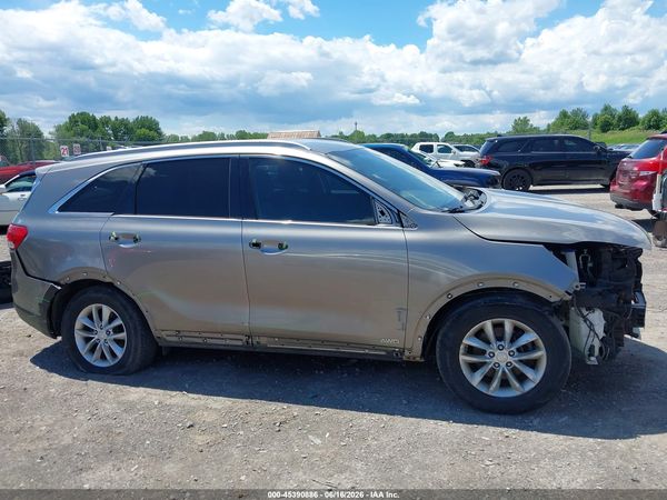 2017 KIA SORENTO 2.4L LX