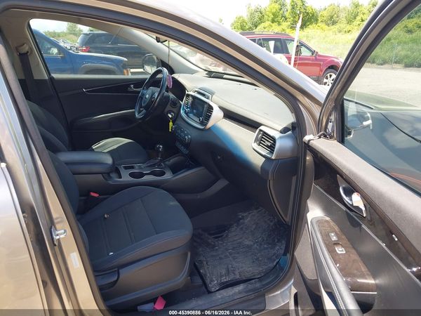 2017 KIA SORENTO 2.4L LX