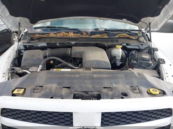 2017 RAM 1500 EXPRESS  4X4 5'7 BOX
