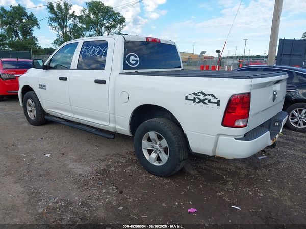 2017 RAM 1500 EXPRESS  4X4 5'7 BOX