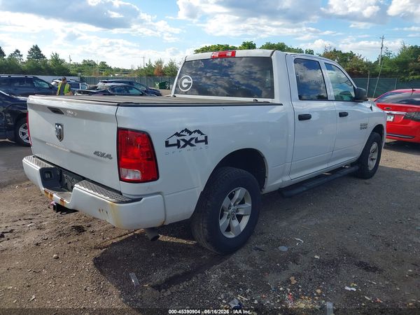 2017 RAM 1500 EXPRESS  4X4 5'7 BOX