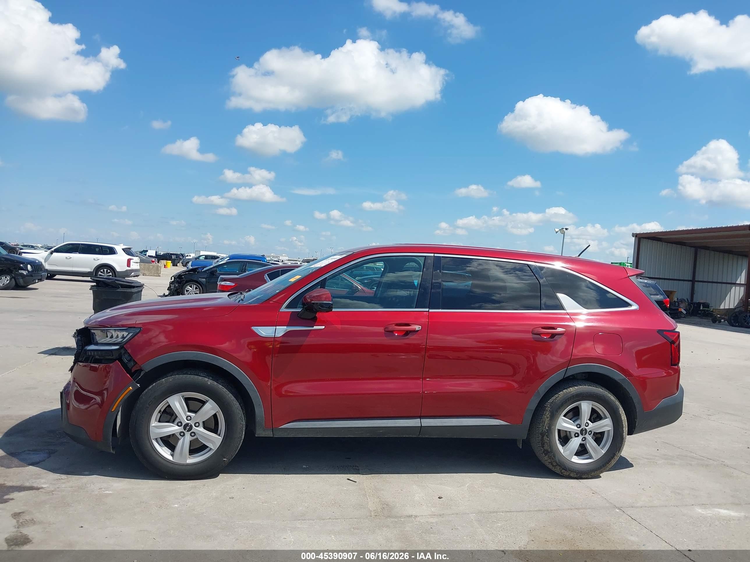 2022 KIA SORENTO LX