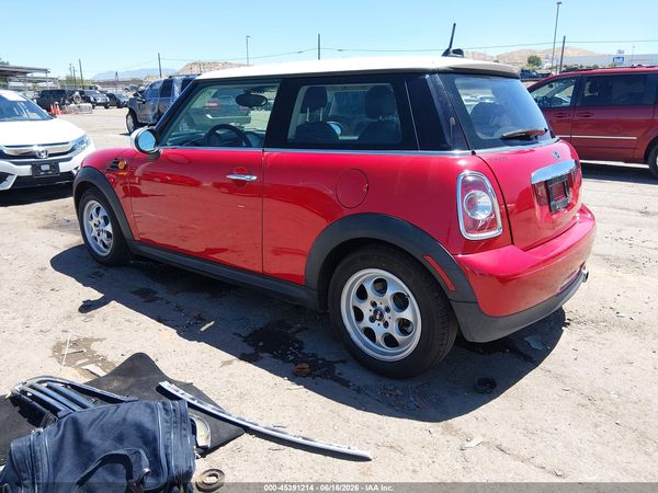 2013 MINI HARDTOP COOPER