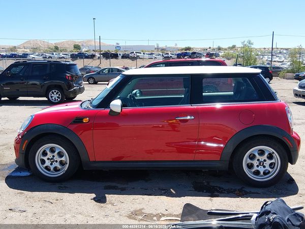 2013 MINI HARDTOP COOPER