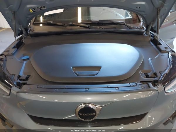 2023 VOLVO XC40 RECHARGE PURE ELECTRIC TWIN PLUS