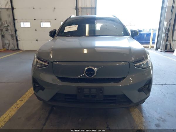 2023 VOLVO XC40 RECHARGE PURE ELECTRIC TWIN PLUS