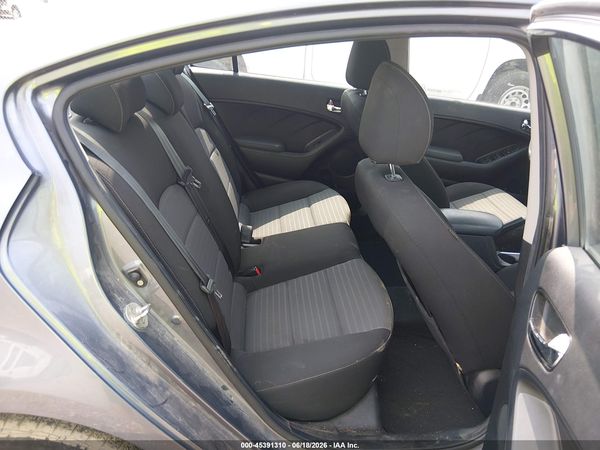 2018 KIA FORTE S