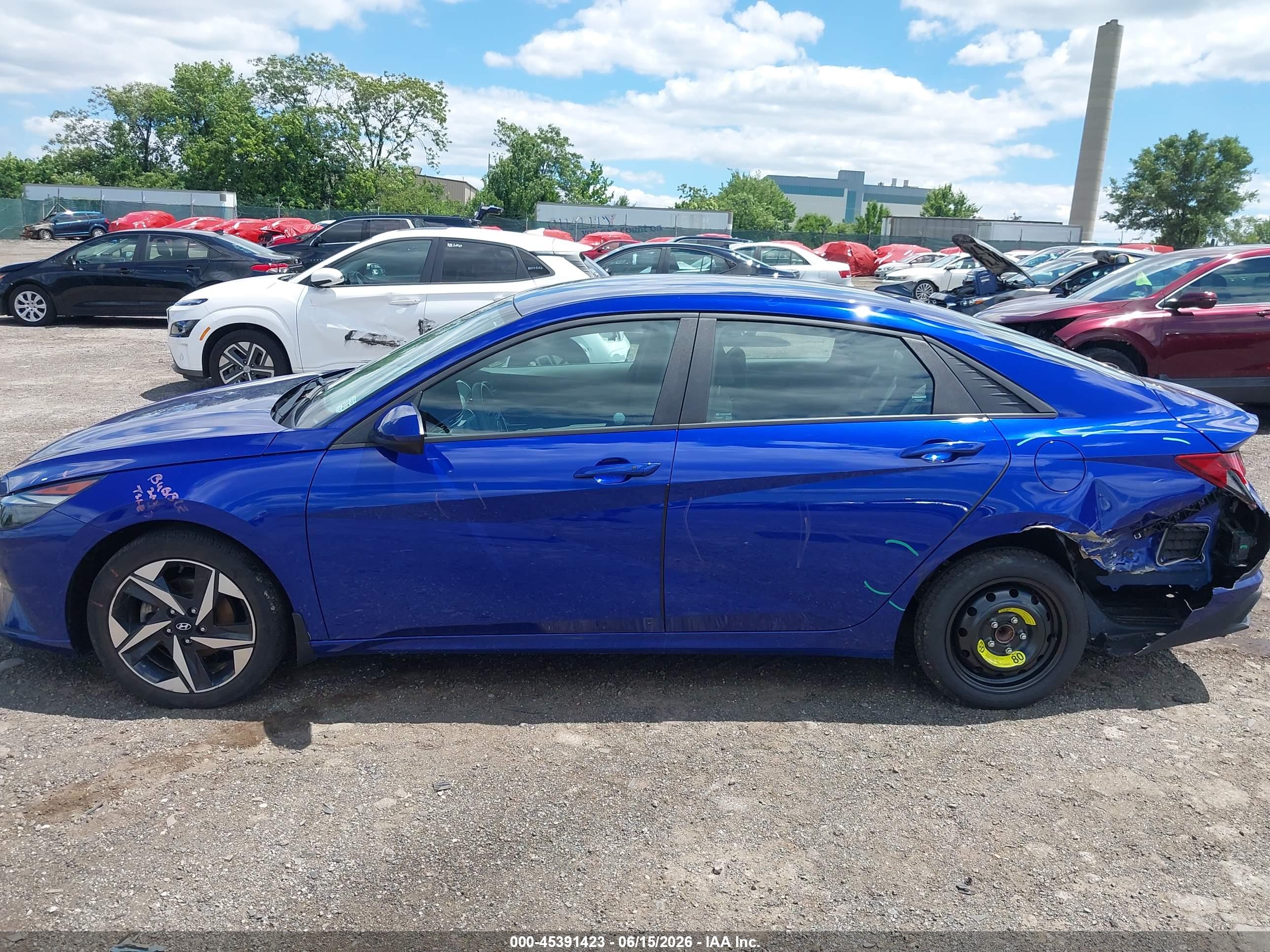 2023 HYUNDAI ELANTRA SEL
