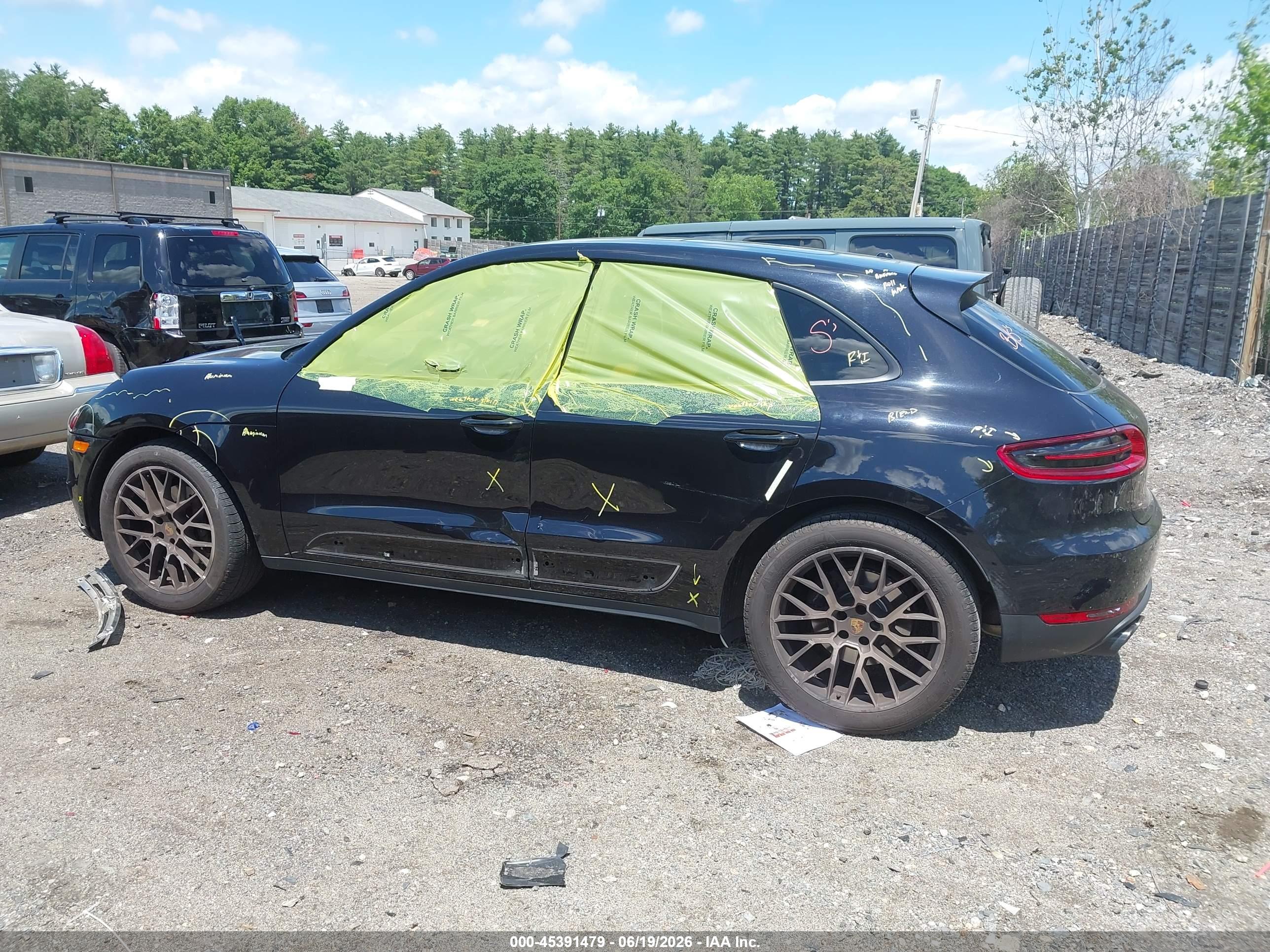 2018 PORSCHE MACAN SPORT EDITION