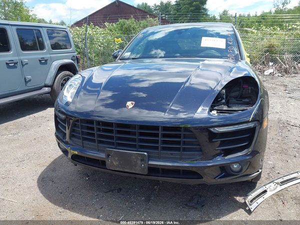 2018 PORSCHE MACAN SPORT EDITION