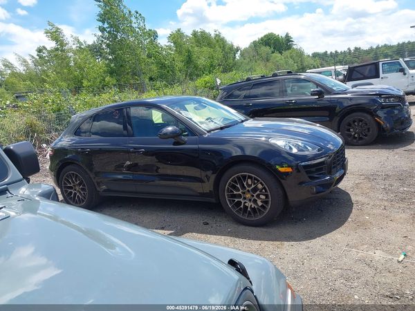 2018 PORSCHE MACAN SPORT EDITION