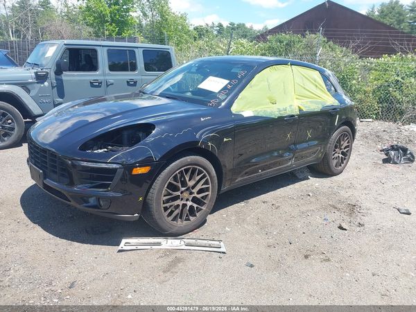 2018 PORSCHE MACAN SPORT EDITION
