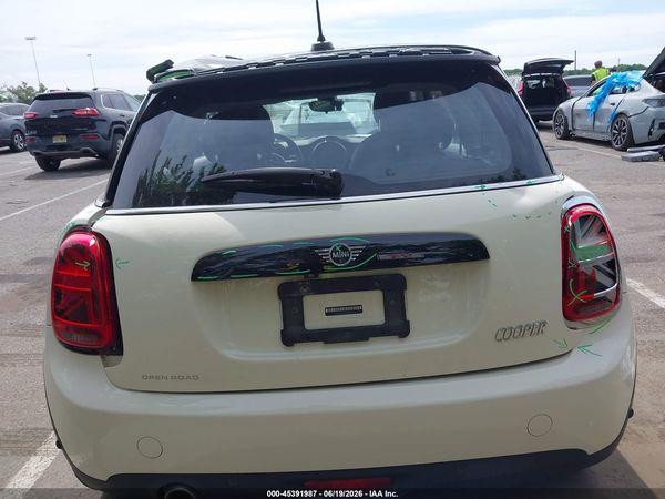 2021 MINI HARDTOP COOPER