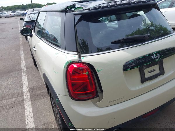 2021 MINI HARDTOP COOPER