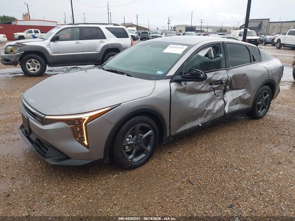 2026 KIA K4 LXS