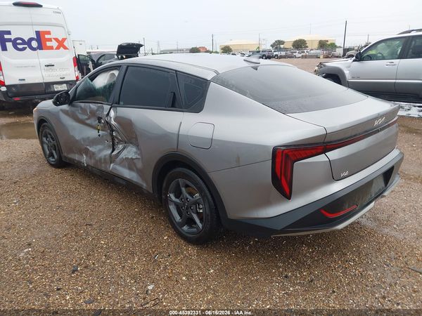 2026 KIA K4 LXS