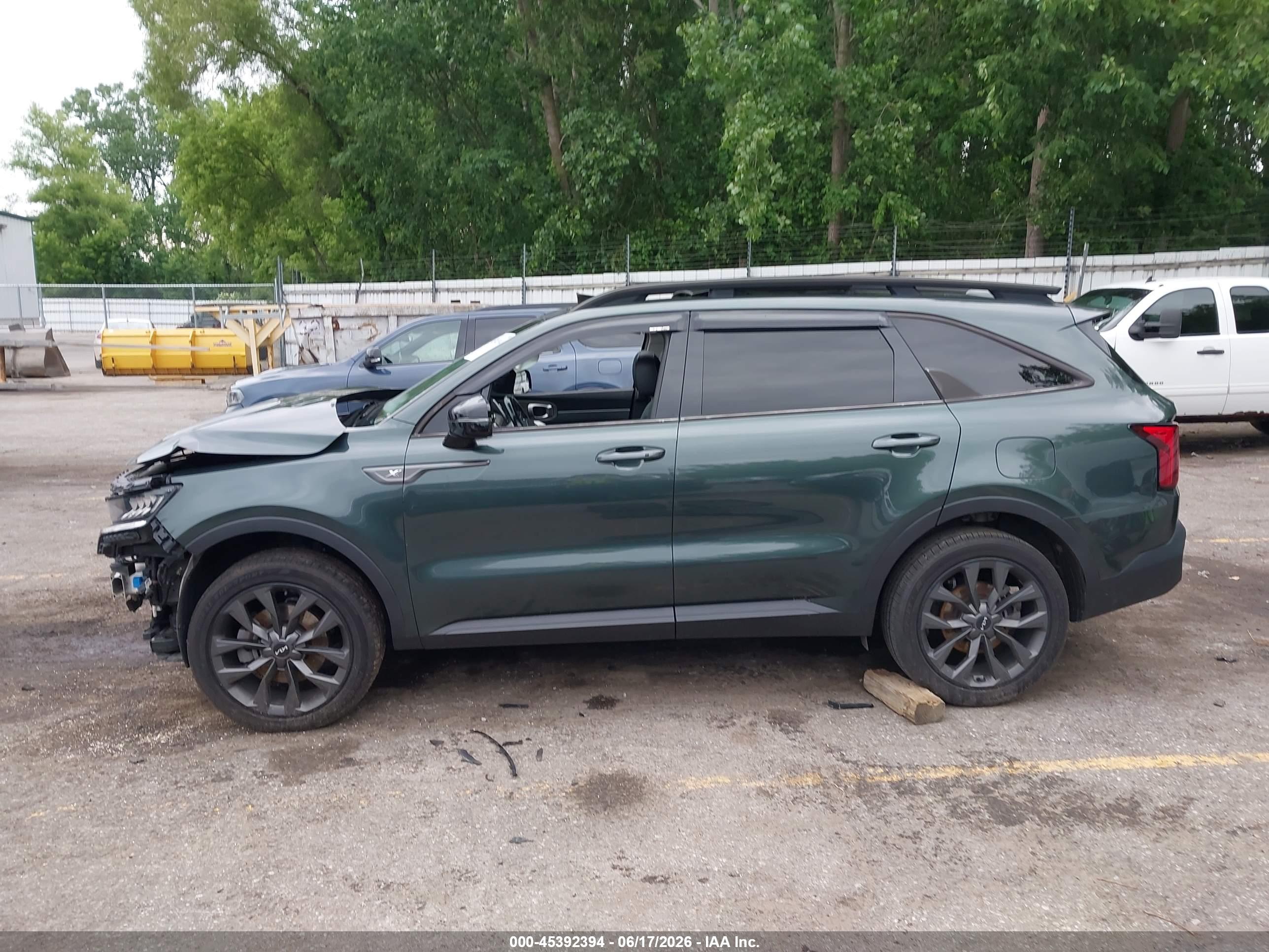 2022 KIA SORENTO X-LINE EX