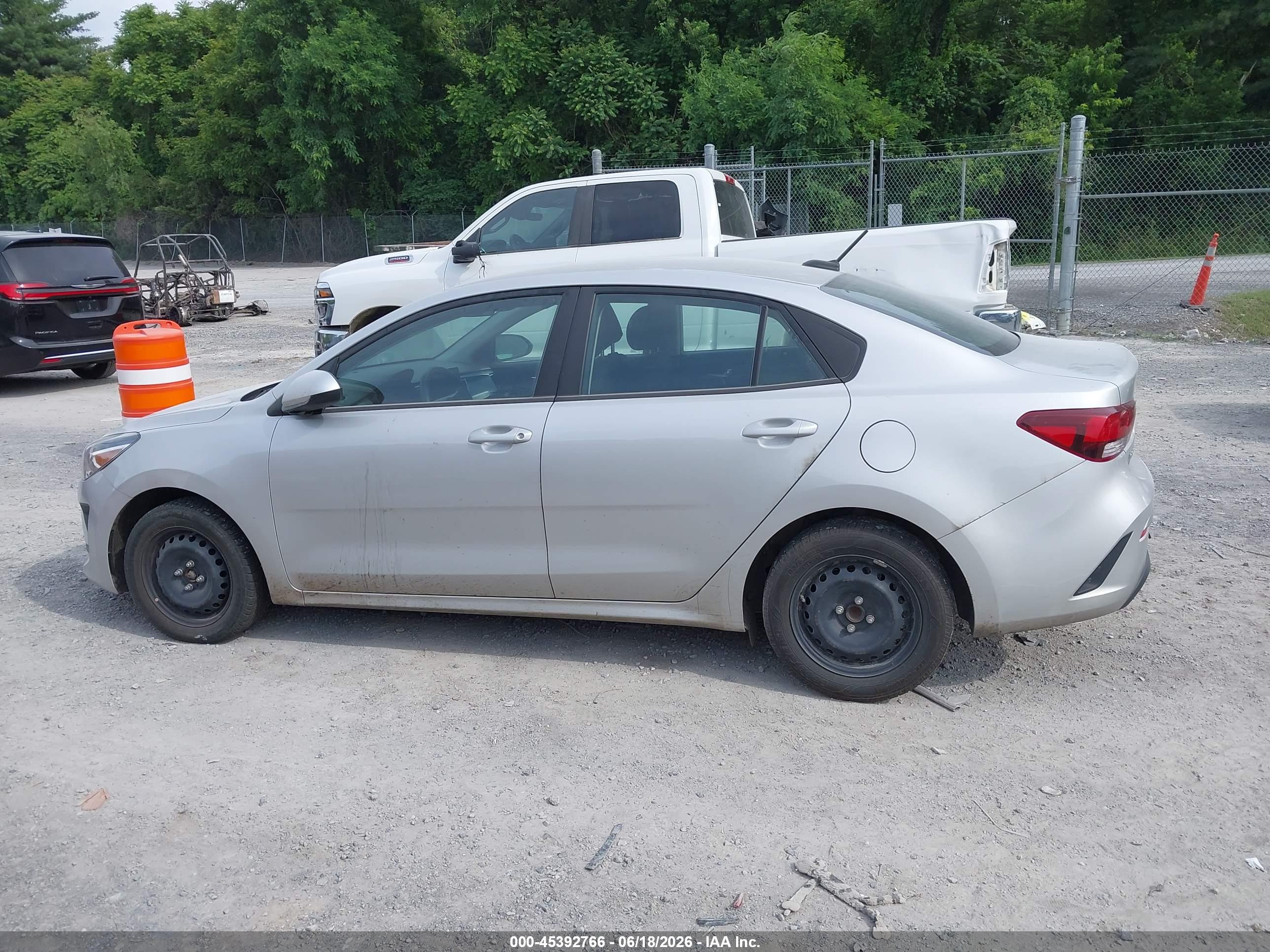 2023 KIA RIO S